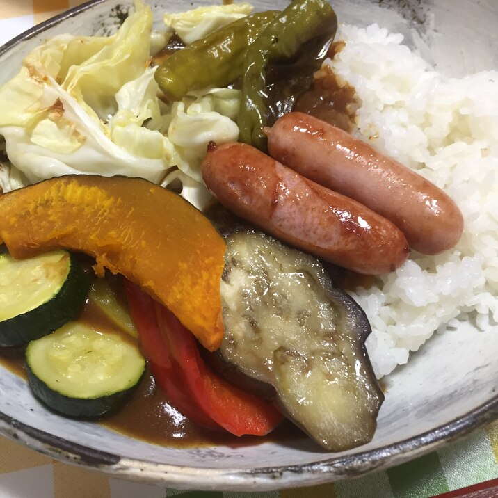 煮込む時間いらず！オーブンで夏野菜カレー